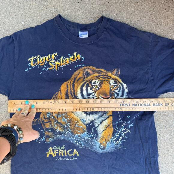 Tiger Splash Out of Africa Arizona, USA Graphic Tshirt Animal Travel Navy LARGE - Picture 4 of 6